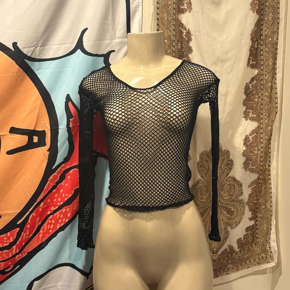 Long sleeve fishnet top